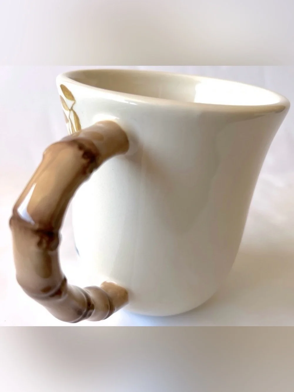 Pier 1 Vintage Red Parrot White Mug Cup Bamboo Handle 14oz
